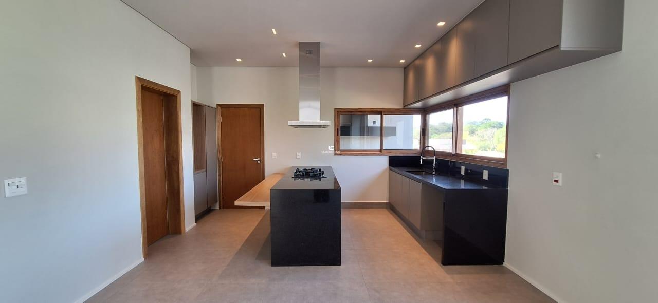 Casa de condomínio à venda no Residencial Parque Campos de Santo Antônio II: