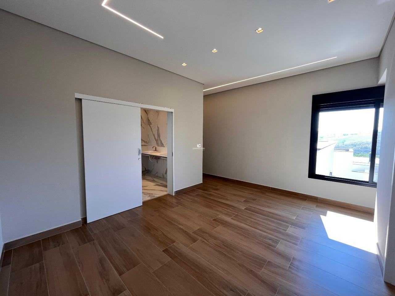 Casa de condomínio à venda no Residencial Parque Campos de Santo Antônio II: