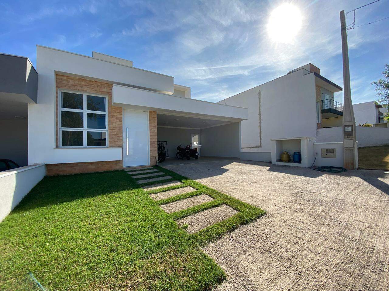 Casa à Venda em Itu, Condomínio Gardenville — 149 M² de Área Interna, 250 M² de Terreno | R$ 1.100.000,00