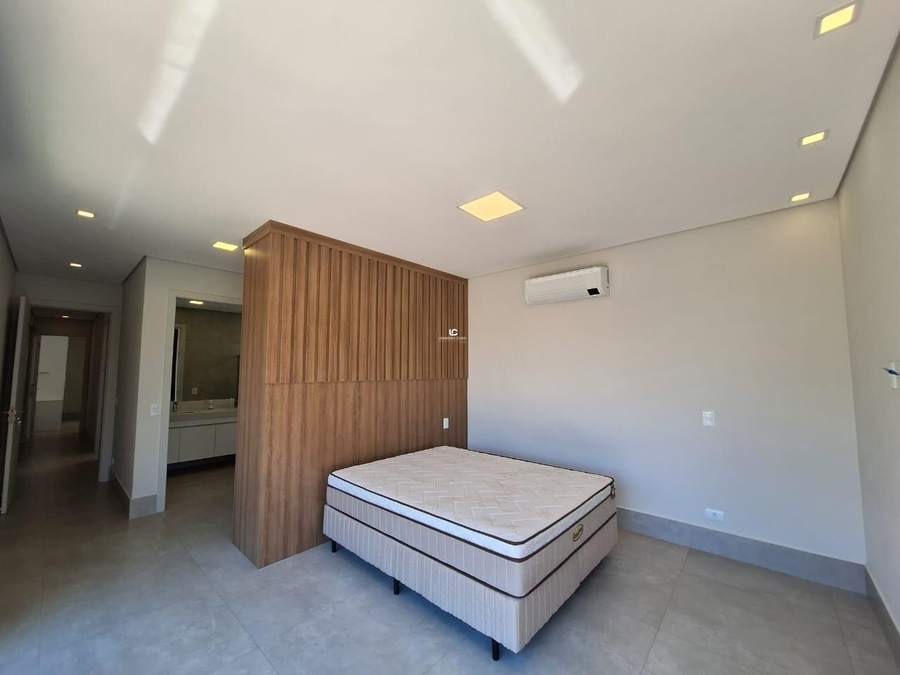 Casa de condomínio à venda no Condomínio Villas do Golfe: