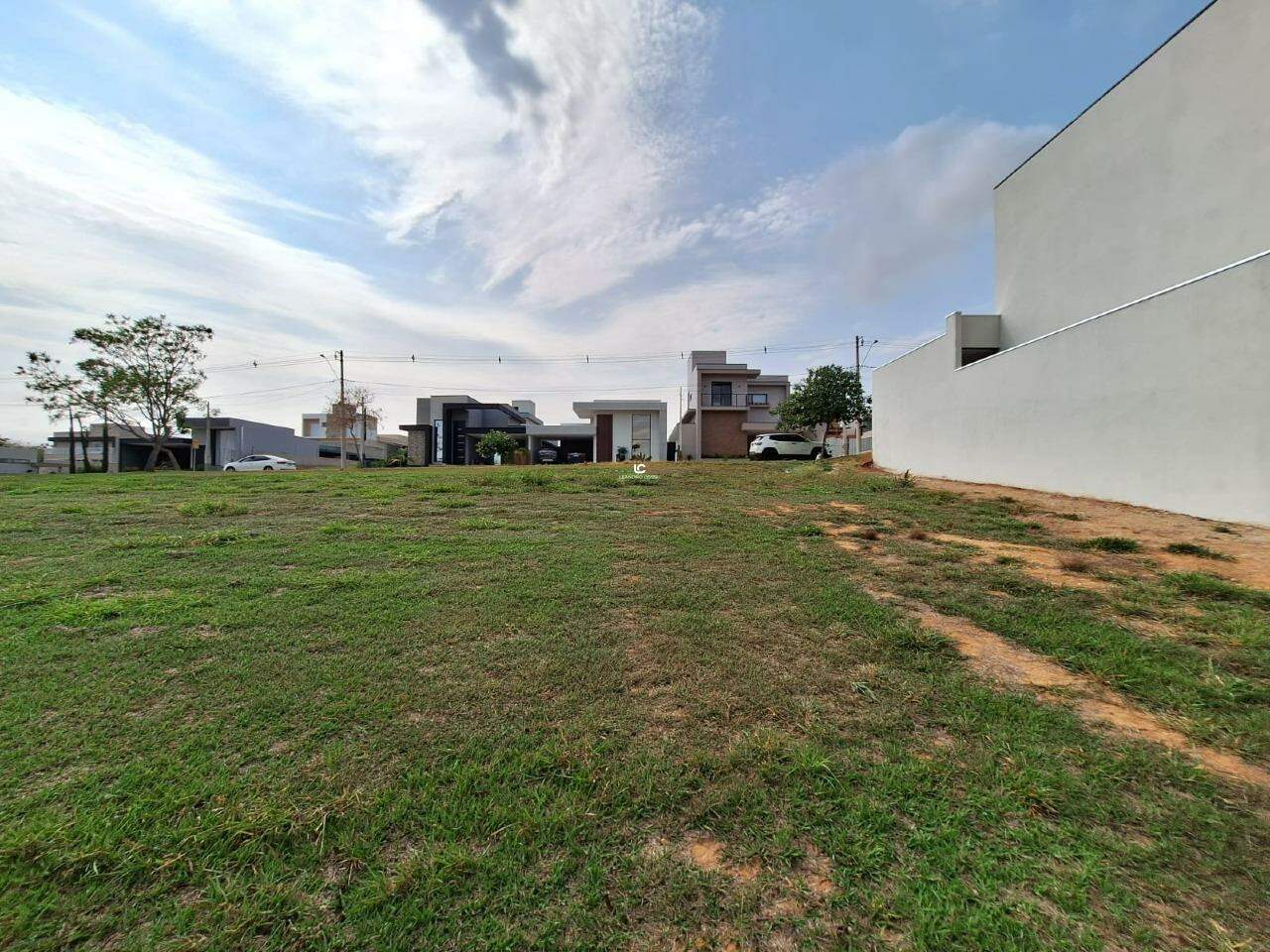 Terreno de Condomínio à venda no Condomínio Residencial Una: