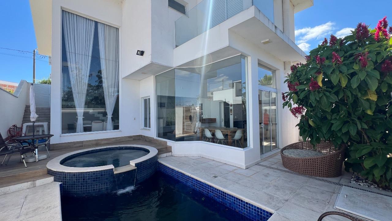 Casa à Venda no Condomínio Residencial Central Parque, na Cidade de Salto/Sp.