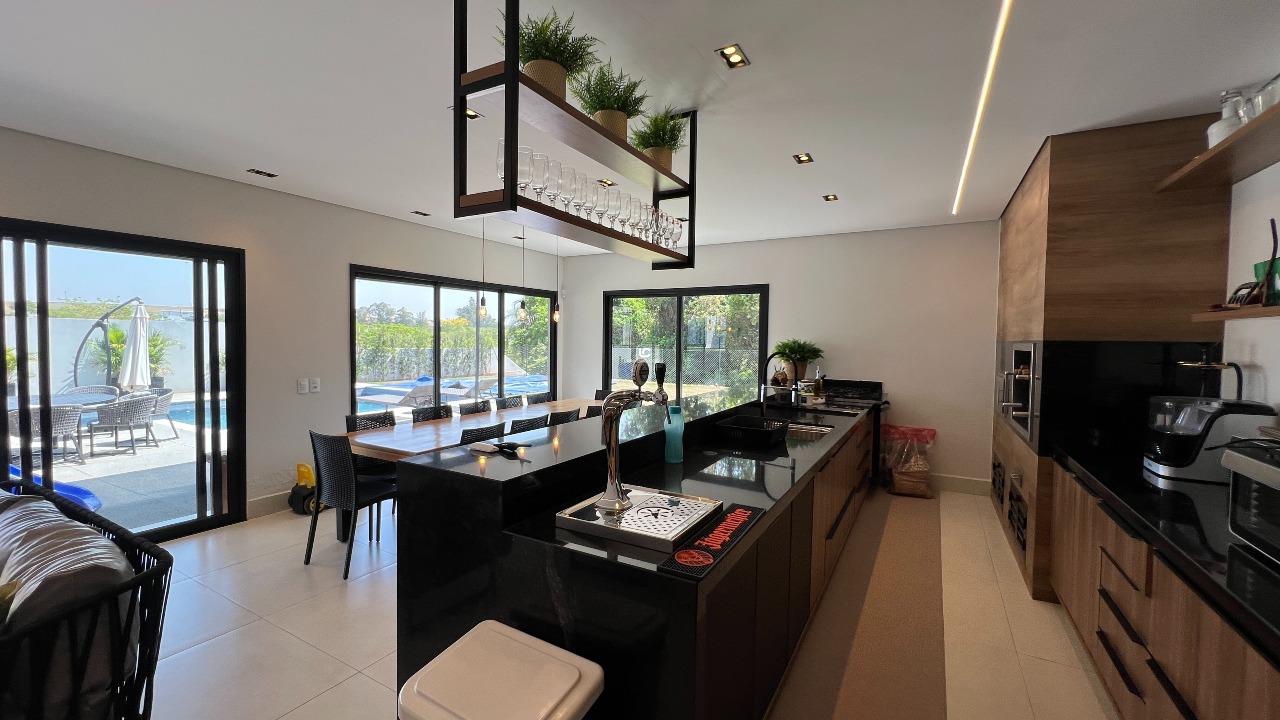 Casa de condomínio à venda no Condomínio Terras de Mont Serrat: