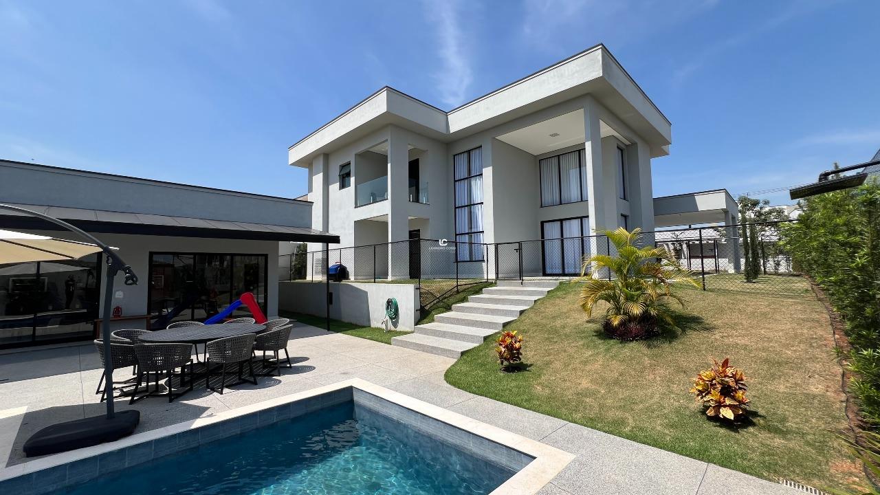 Casa de condomínio à venda no Condomínio Terras de Mont Serrat: