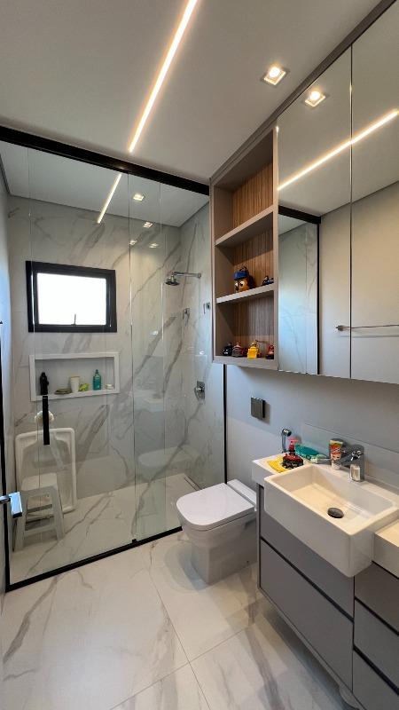 Casa de condomínio à venda no Condomínio Terras de Mont Serrat: