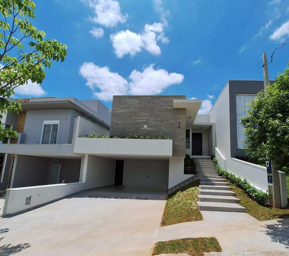 Casa a Venda e Locação no Condomínio Gardenville em Itu/Sp.