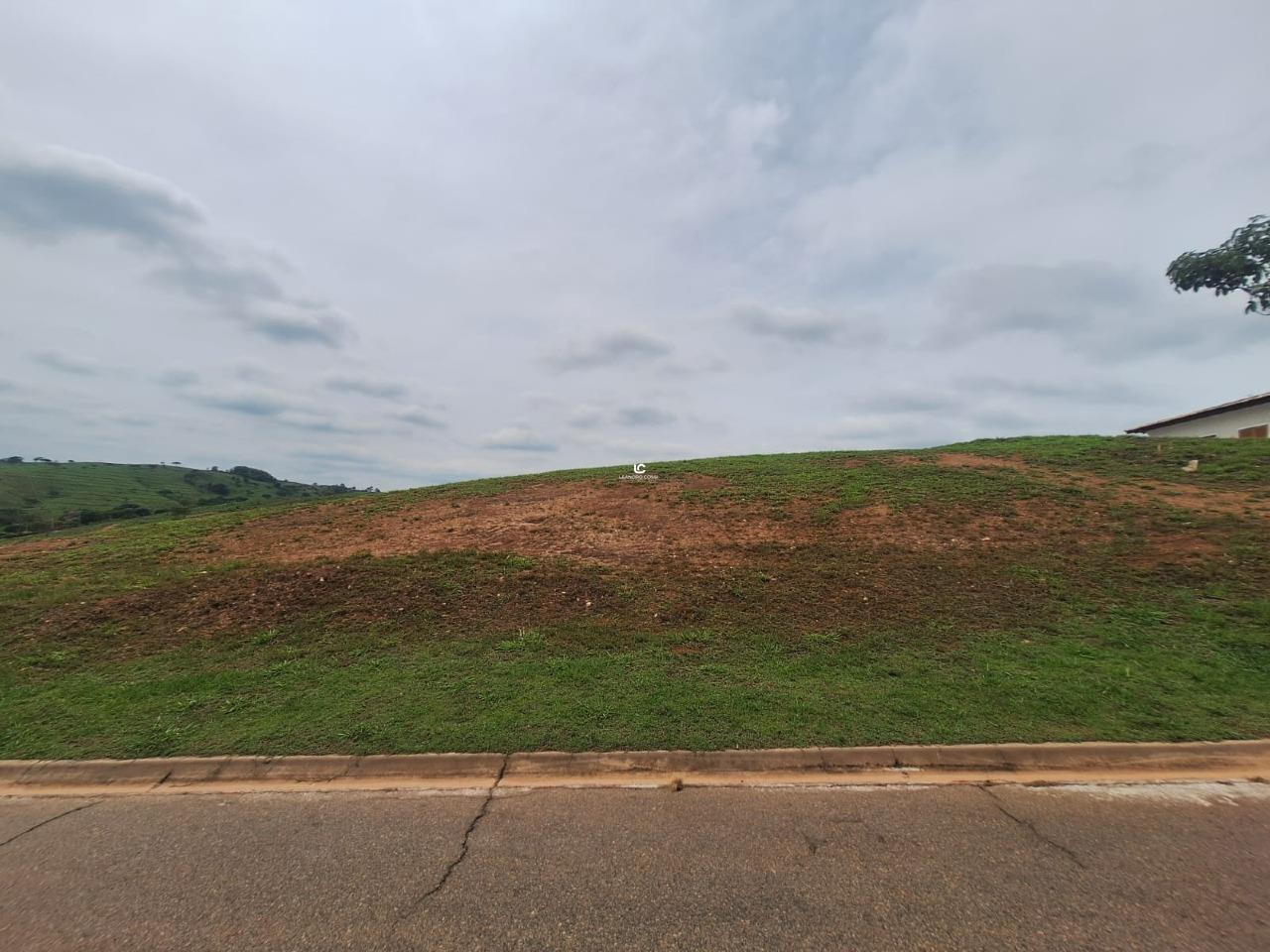 Terreno de Condomínio Residencial Parque Campos de Santo Antônio II Itu 