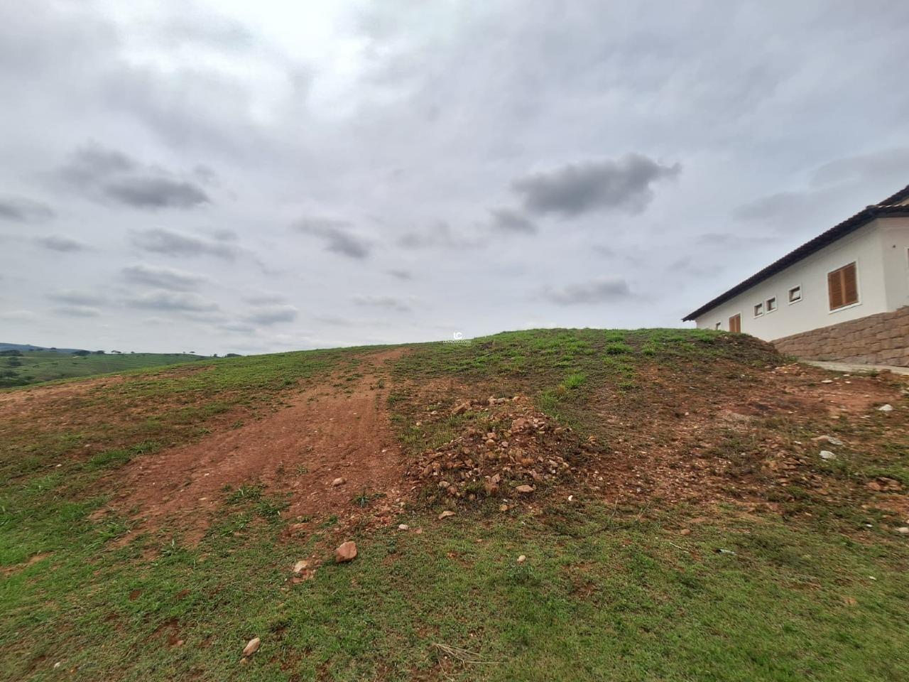 Terreno de Condomínio Residencial Parque Campos de Santo Antônio II Itu 