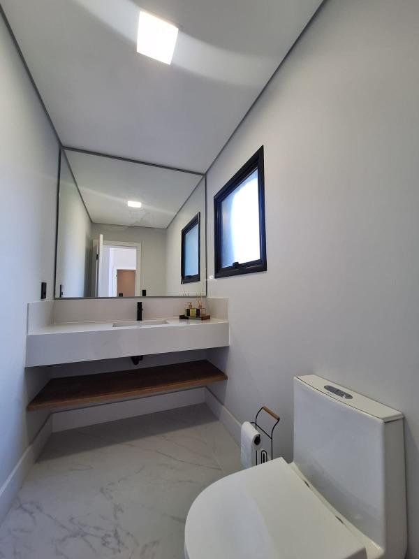 Casa de condomínio à venda no Condomínio Campos de Santo Antônio: