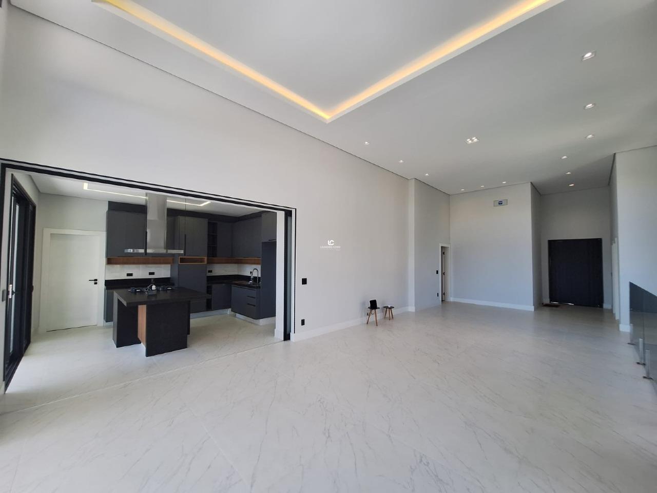 Casa de condomínio à venda no Condomínio Campos de Santo Antônio: