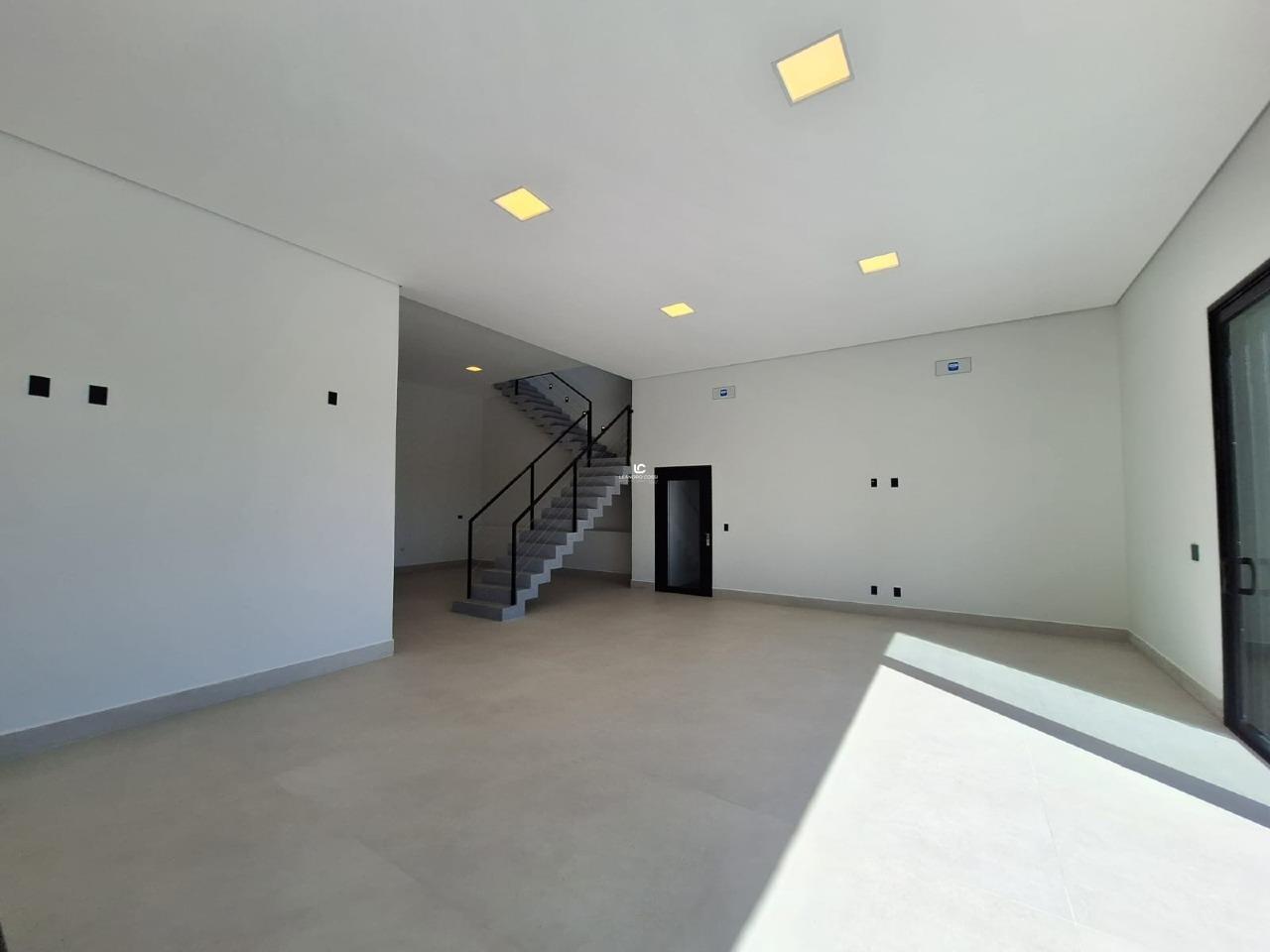 Casa de condomínio à venda no Condomínio Campos de Santo Antônio: