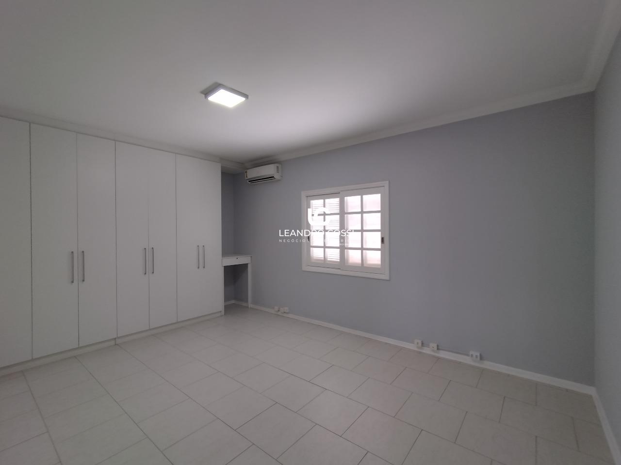 Casa de condomínio à venda no Condomínio Portal de Itu: