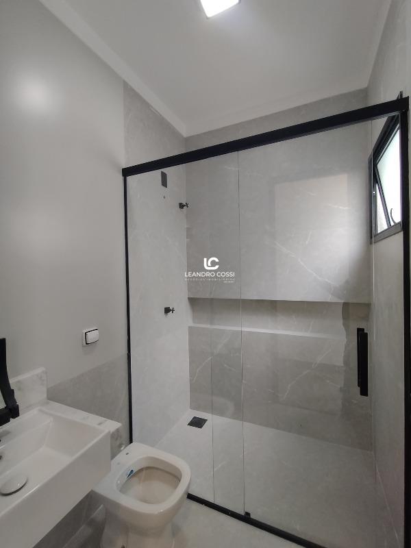 Casa de condomínio à venda no Condomínio Village Moutonnée: