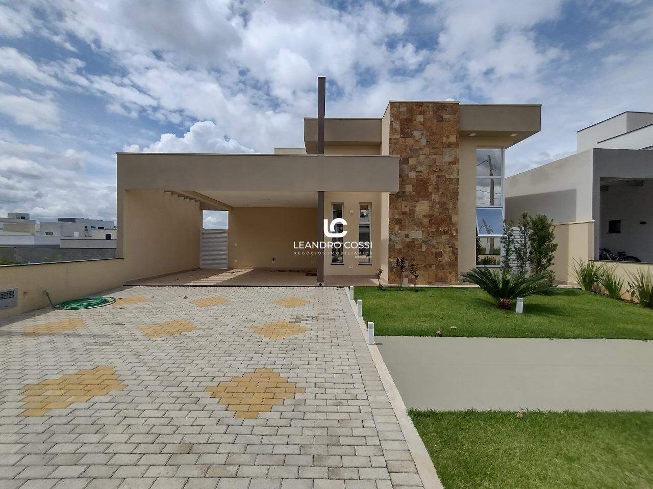 Casa a Venda Condominio Residencial Lagos D'icarai em Salto /Sp