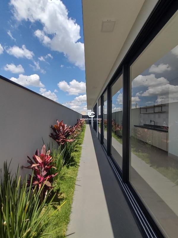 Casa de condomínio à venda no Mirante dos Ipês: