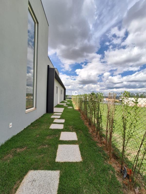 Casa de condomínio para aluguel no Condomínio Xapada Parque Ytu: