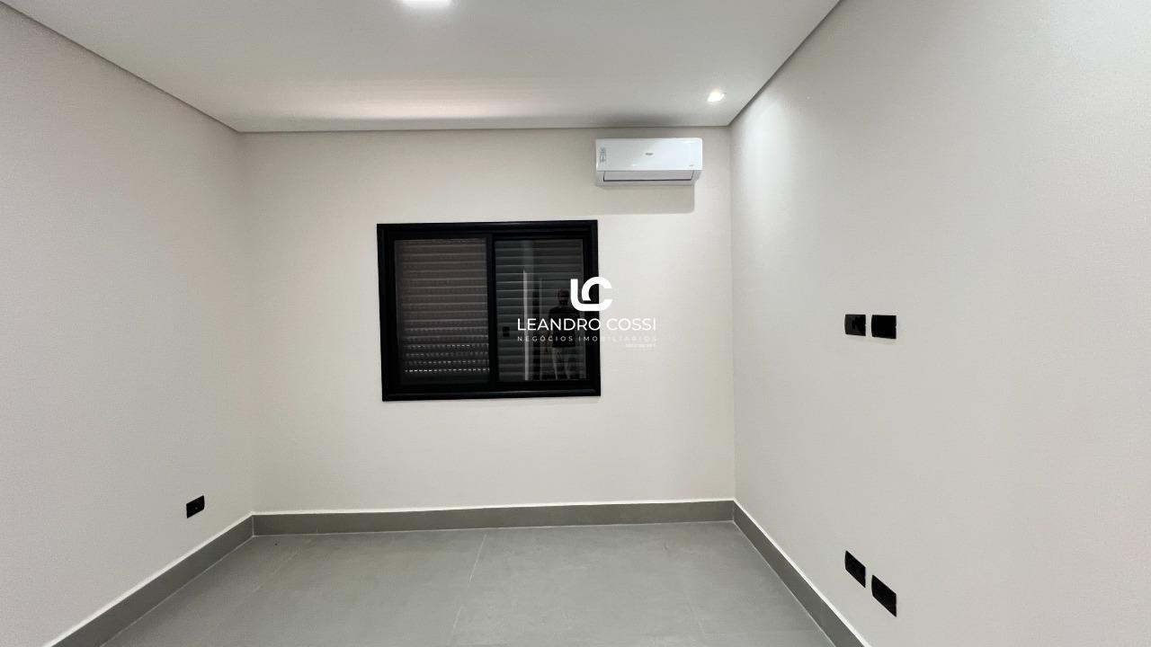 Casa de condomínio à venda no Condomínio Campos de Santo Antônio: