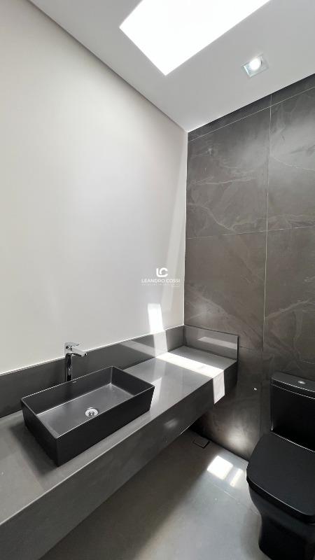 Casa de condomínio à venda no Condomínio Campos de Santo Antônio: