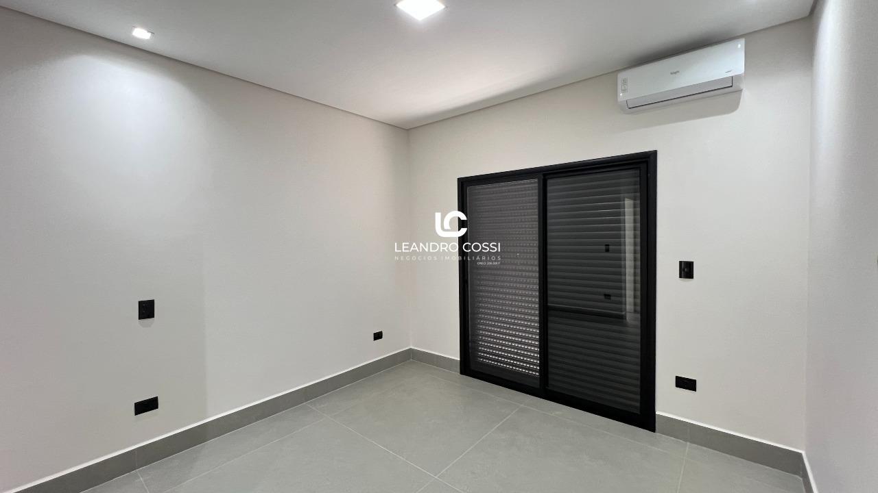 Casa de condomínio à venda no Condomínio Campos de Santo Antônio: