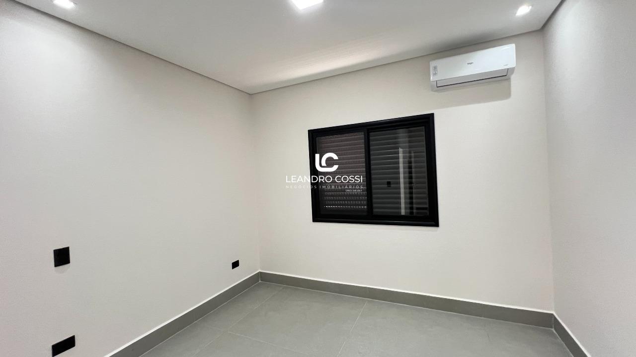 Casa de condomínio à venda no Condomínio Campos de Santo Antônio: