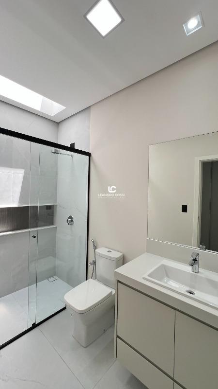 Casa de condomínio à venda no Condomínio Campos de Santo Antônio: