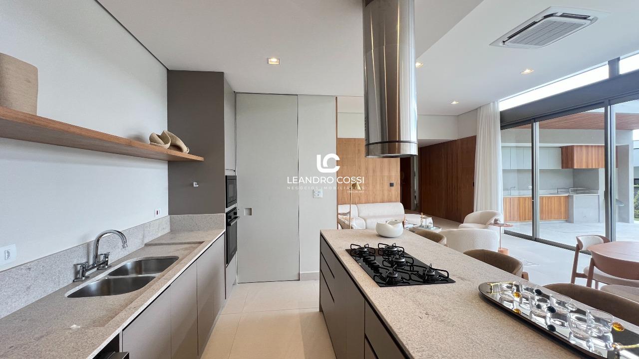 Casa de condomínio à venda no Condomínio Villas do Golfe: