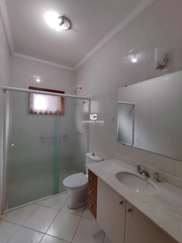 Casa de condomínio para aluguel no Condomínio Portal da Vila Rica: