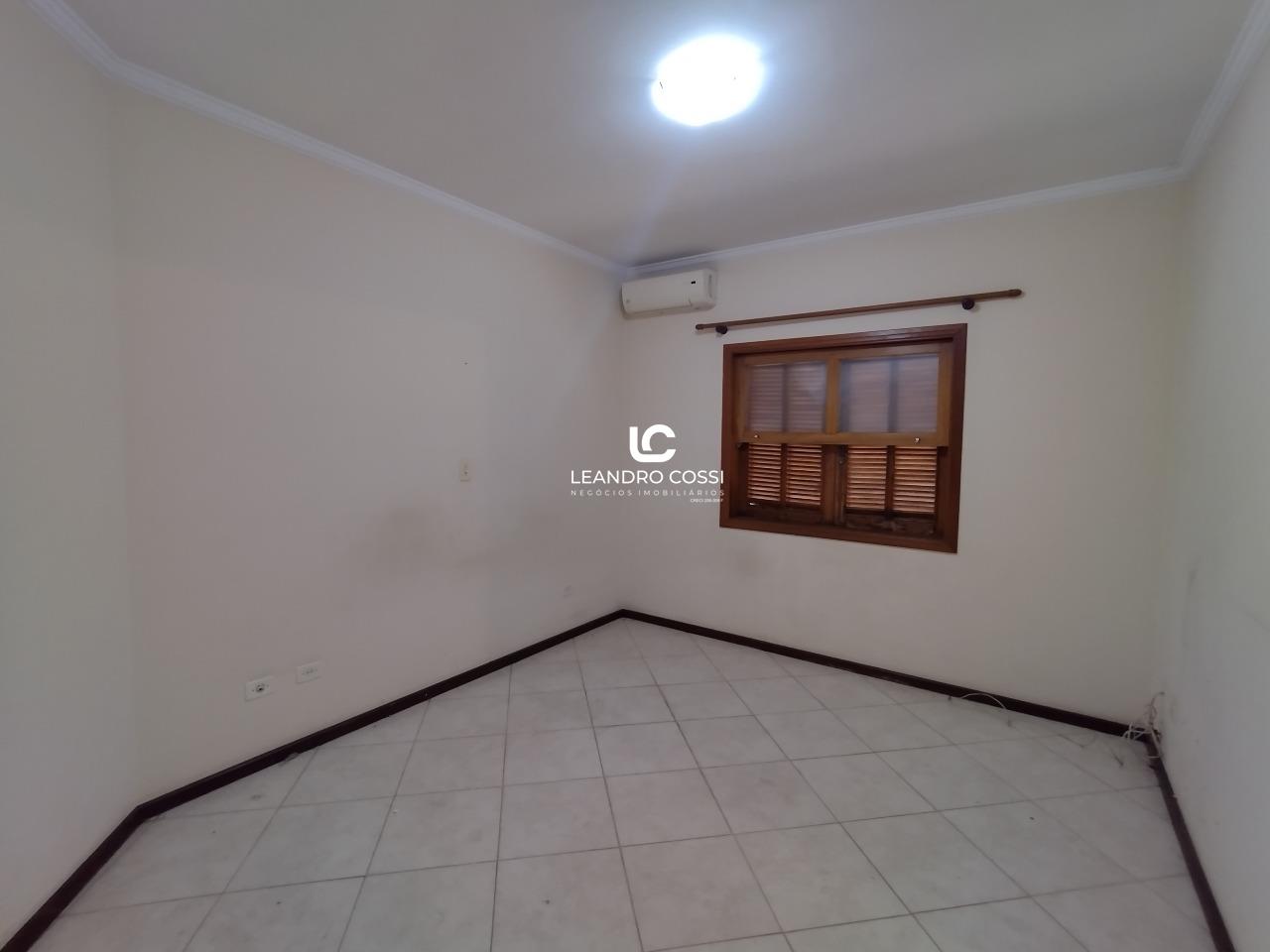 Casa de condomínio para aluguel no Condomínio Portal da Vila Rica: