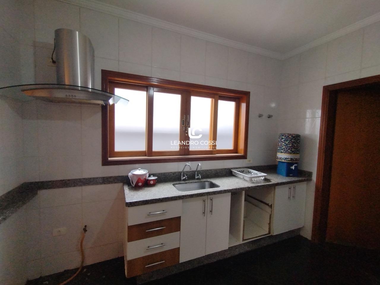 Casa de condomínio para aluguel no Condomínio Portal da Vila Rica: