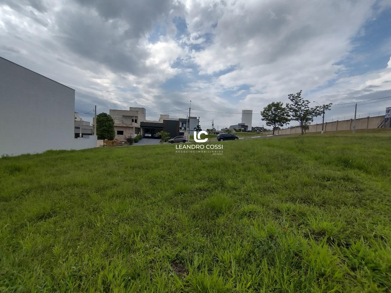 Terreno de Condomínio à venda no Condomínio Gardenville: