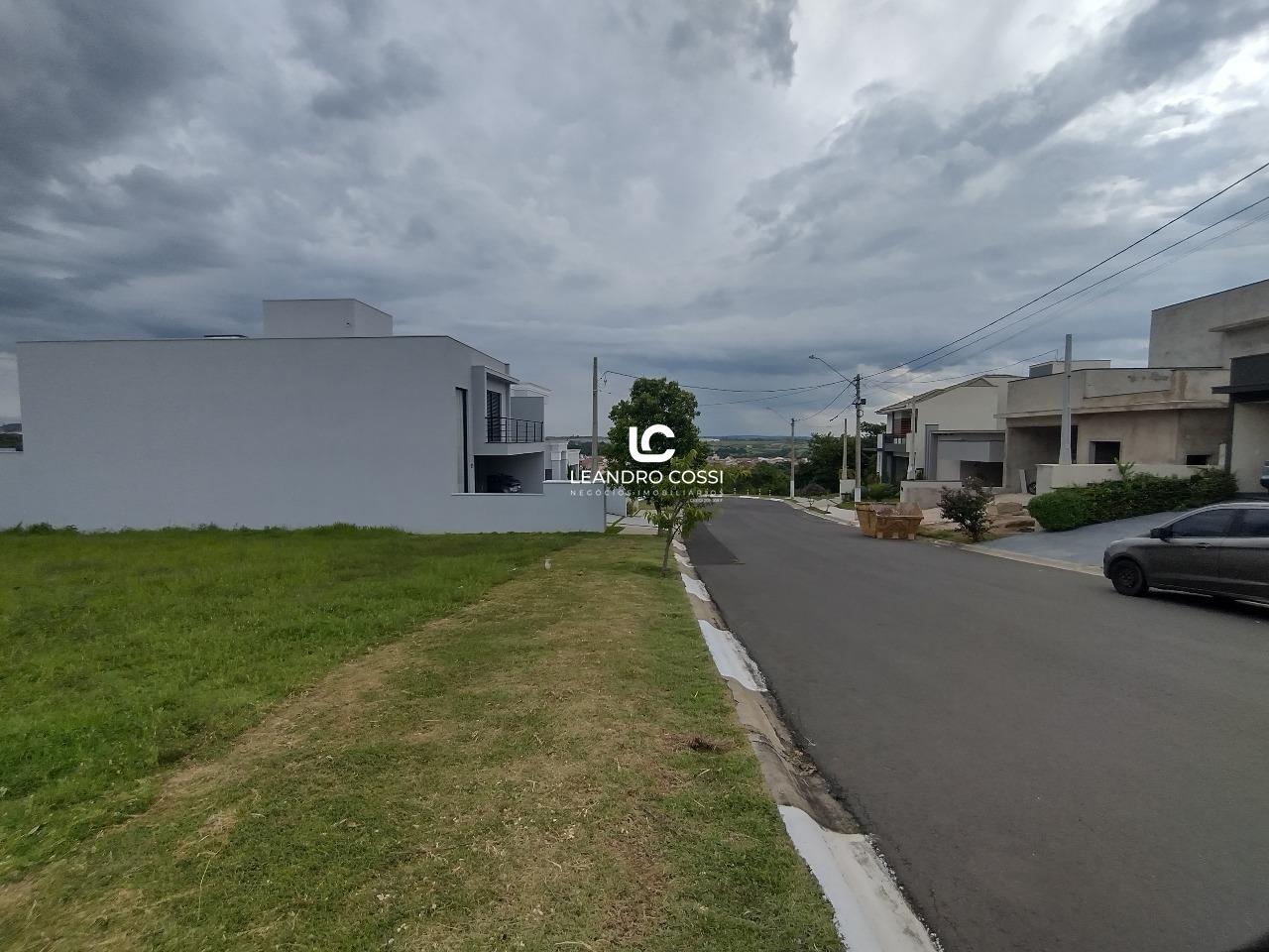 Terreno de Condomínio à venda no Condomínio Gardenville: