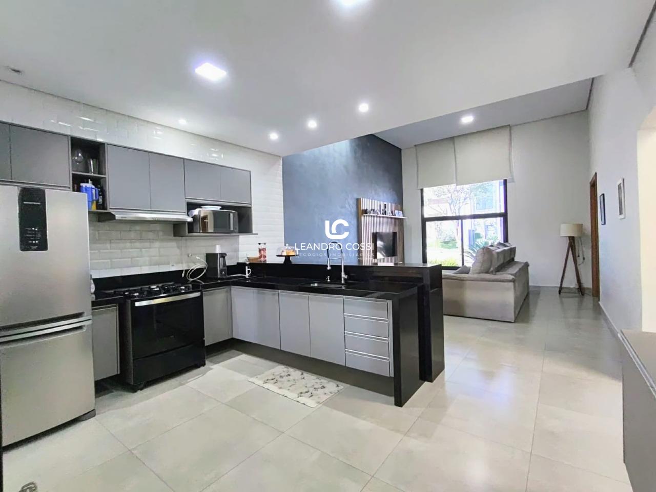 Casa de condomínio à venda no Condomínio Residencial Mont Blanc: