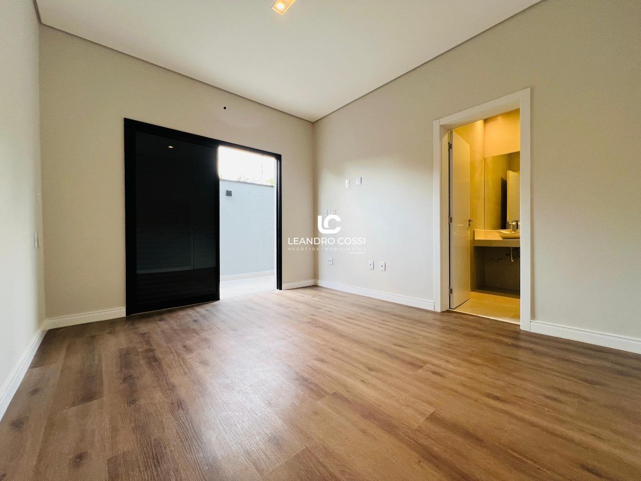 Casa de condomínio à venda no Condomínio Residencial Mont Blanc: