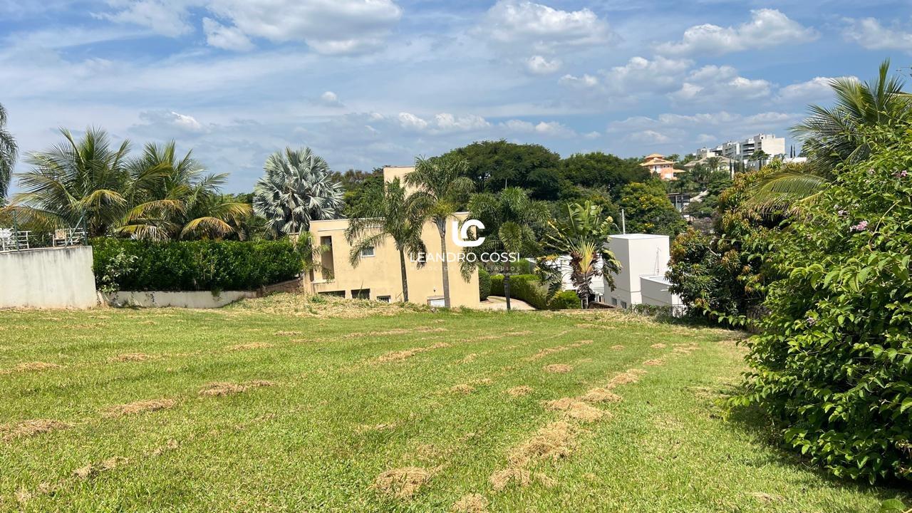 Terreno de Condomínio à venda no Condomínio Jardim Plaza Atheneé: