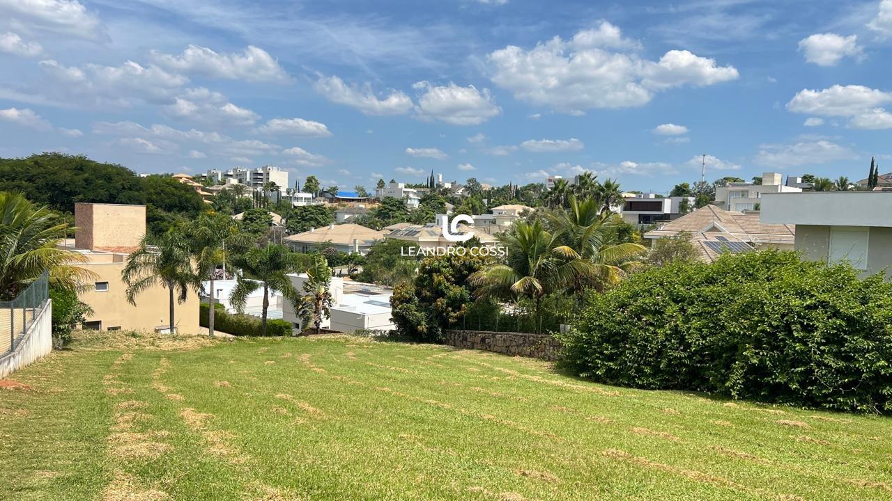 Terreno de Condomínio à venda no Condomínio Jardim Plaza Atheneé: