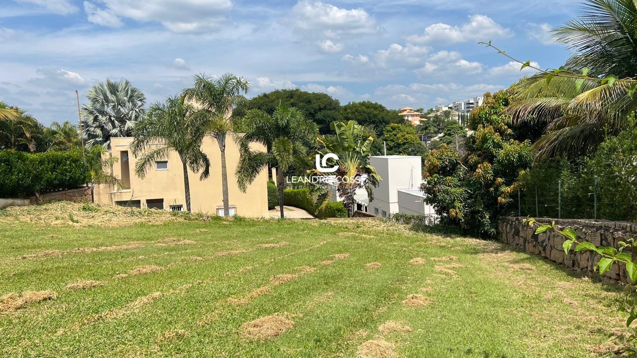 Terreno de Condomínio à venda no Condomínio Jardim Plaza Atheneé: