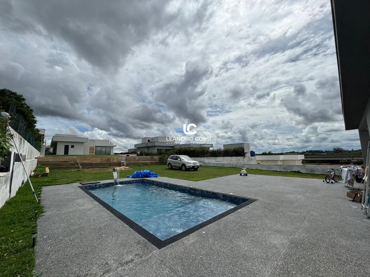Casa de condomínio à venda no Terras de Mont Serrat: