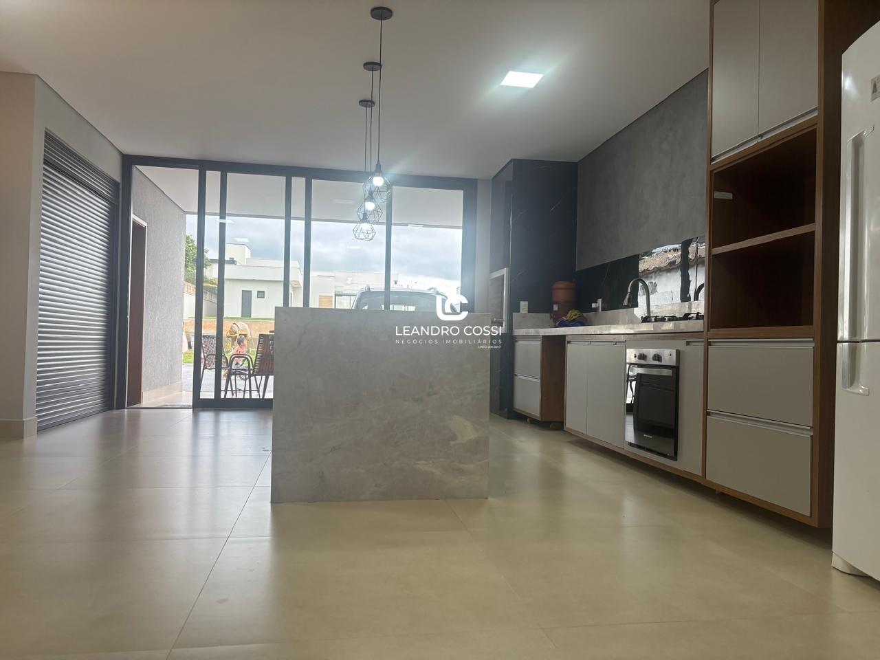 Casa de condomínio à venda no Terras de Mont Serrat: