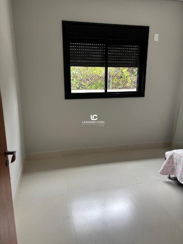 Casa de condomínio à venda no Terras de Mont Serrat: