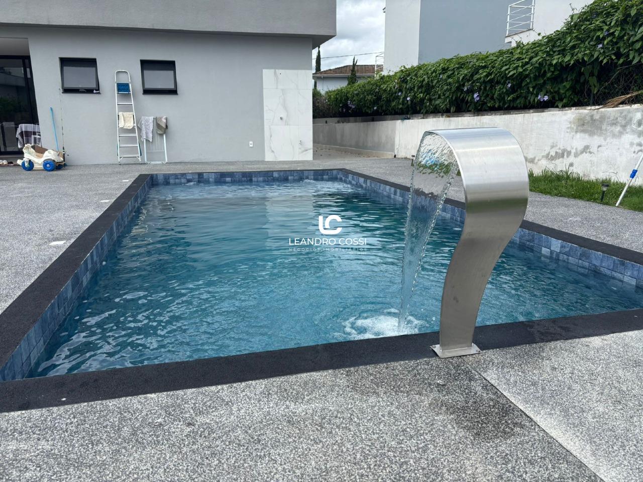 Casa de condomínio à venda no Terras de Mont Serrat: