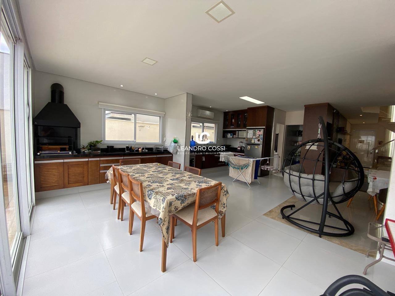 Casa de condomínio à venda no Condomínio Residencial Mont Blanc: