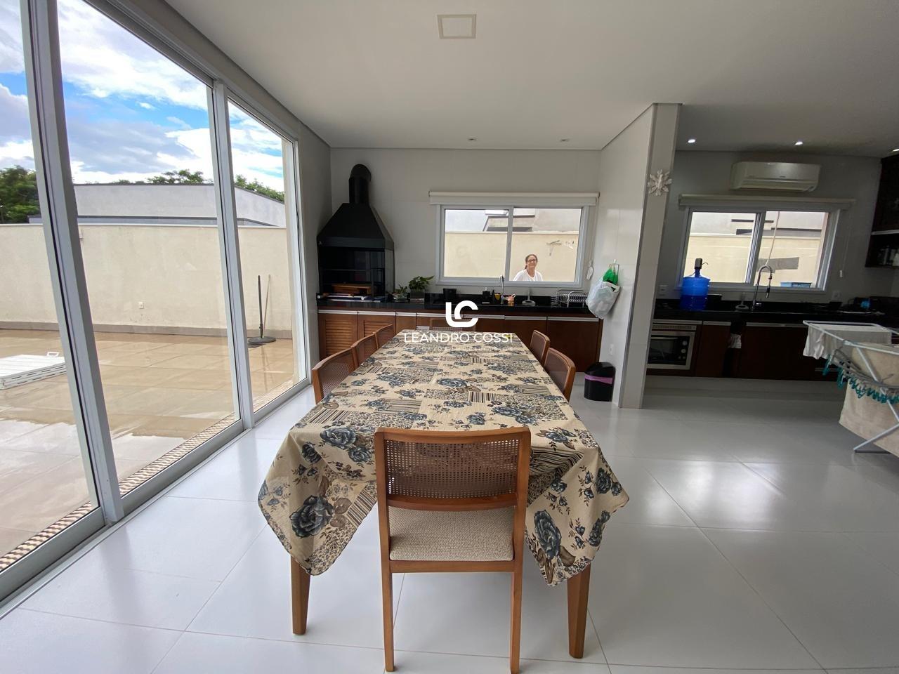 Casa de condomínio à venda no Condomínio Residencial Mont Blanc: