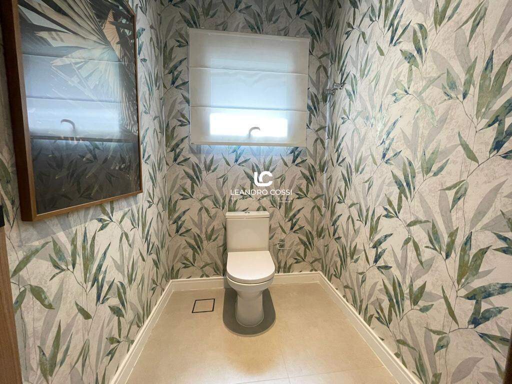 Casa de condomínio à venda no Riviera: