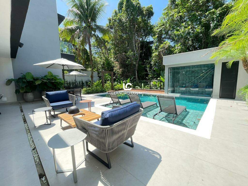 Casa de condomínio à venda no Riviera: