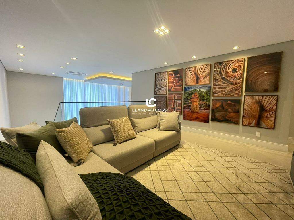 Casa de condomínio à venda no Riviera:
