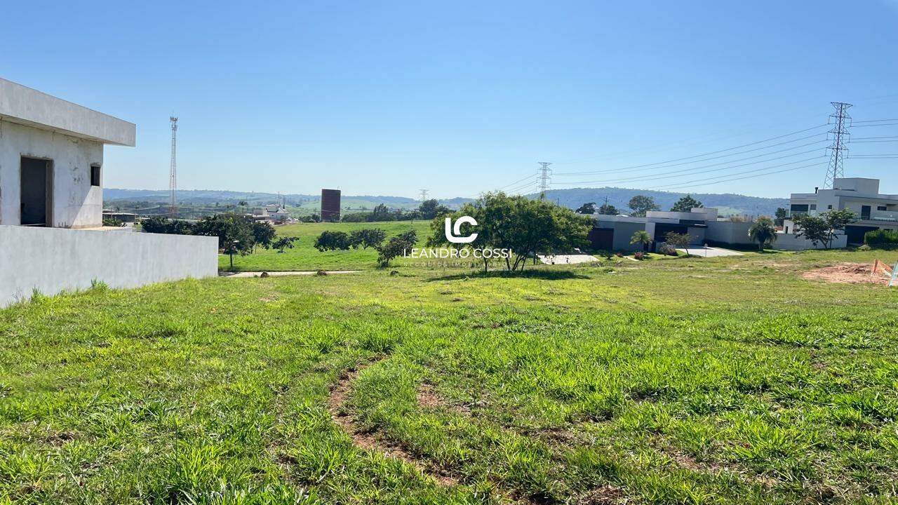 Terreno à Venda no Condomínio Residencial Parque Campos de Santo Antônio II em Itu/Sp
