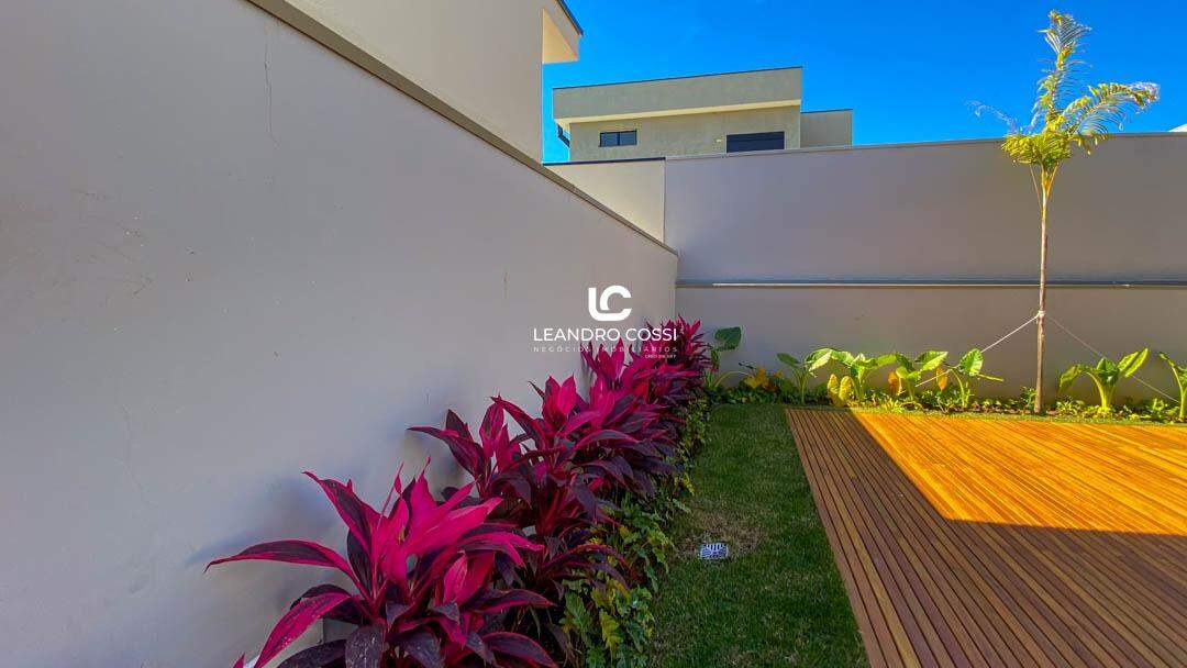 Casa de condomínio à venda no Condomínio Villas do Golfe: 
