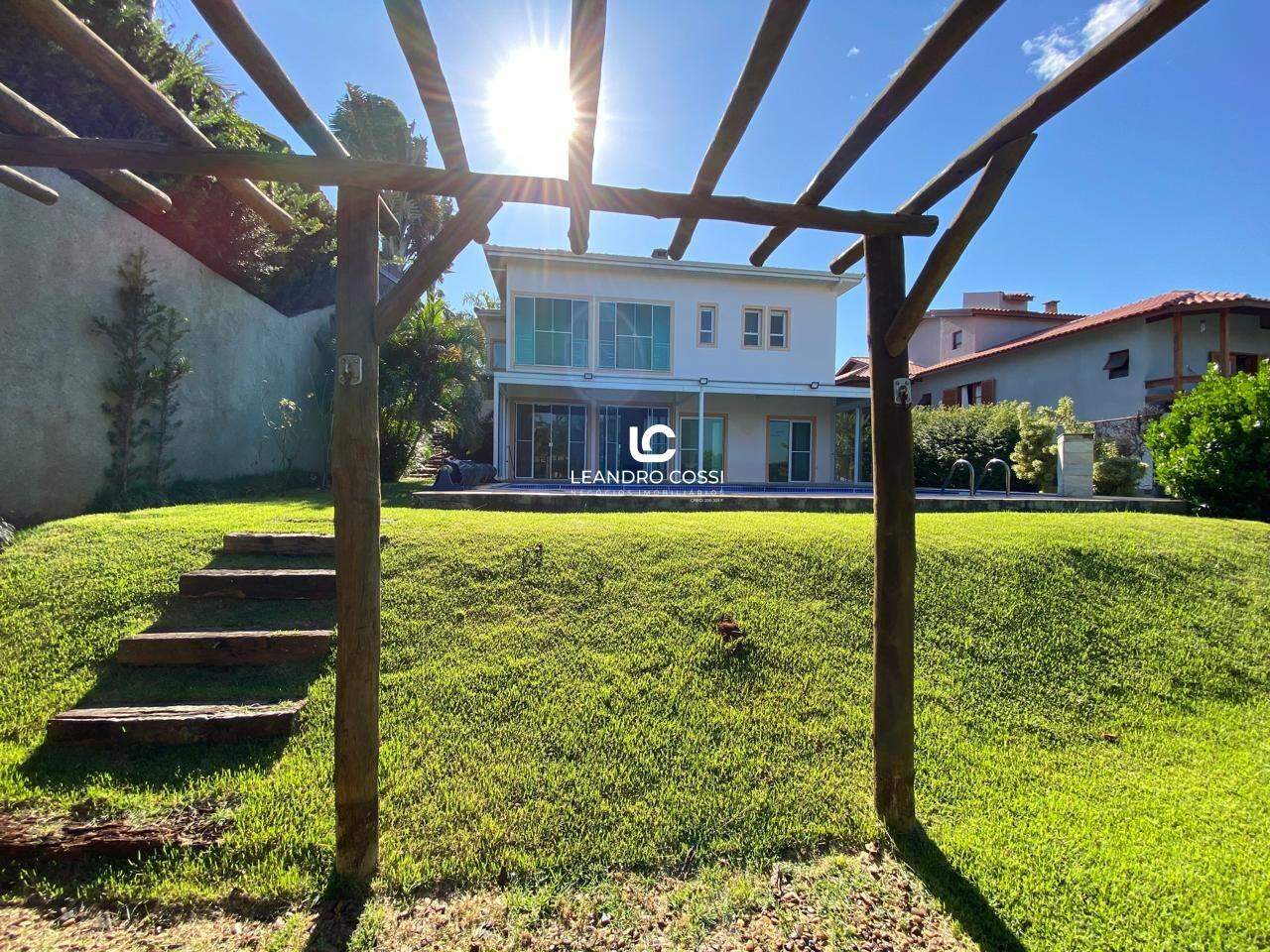 Casa de condomínio à venda no Condomínio Campos de Santo Antônio: 