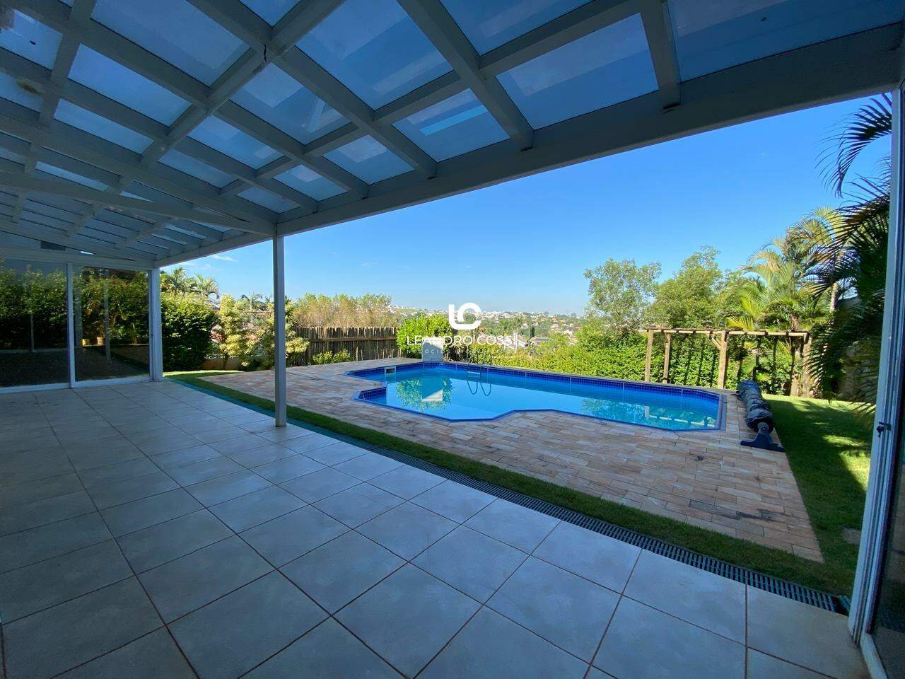Casa de condomínio à venda no Condomínio Campos de Santo Antônio: 