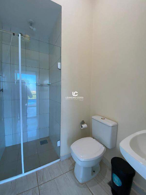 Casa de condomínio à venda no Condomínio Campos de Santo Antônio: 